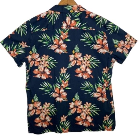 Aeropostale The Resort Shirt NWOT - Picture 2 of 5